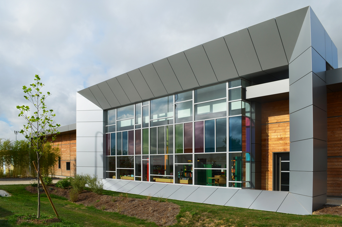 La Lucarne - Structure