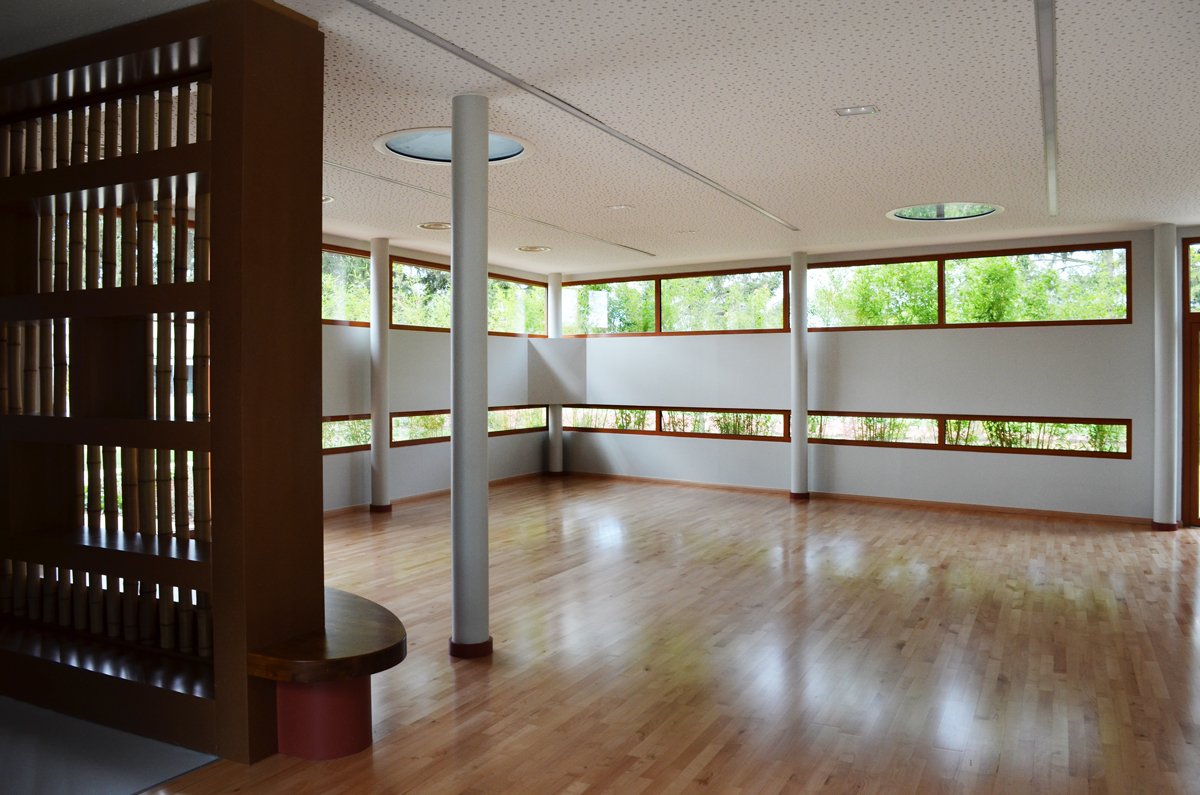 La Lucarne - Structure