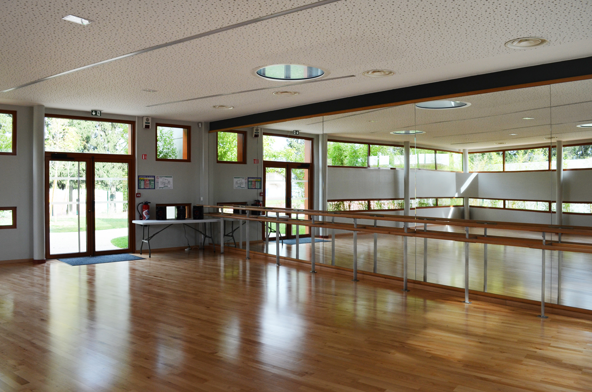 La Lucarne - Structure